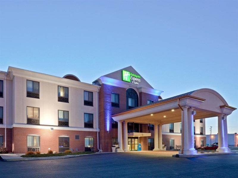 Holiday Inn Express Hotel & Suites Concordia Us 81 By Ihg Exterior photo